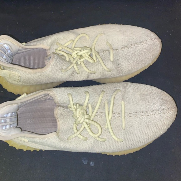 Yeezy 350 “Butter” - Picture 1 of 5